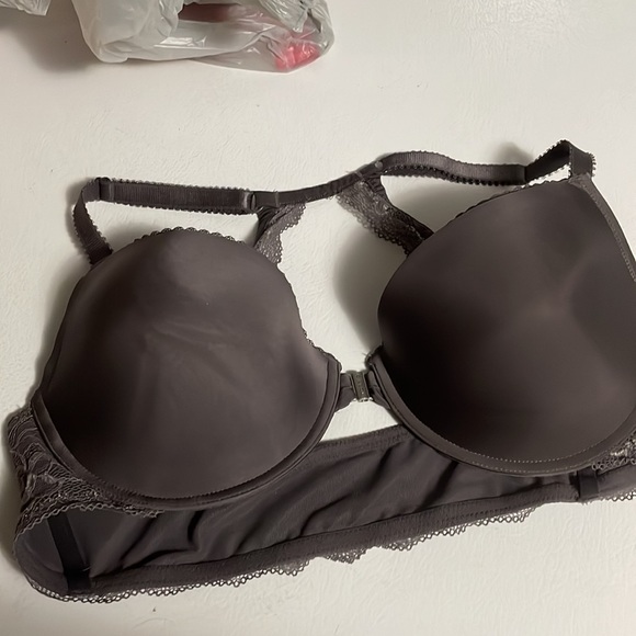 Purple front closure bra - Picture 3 of 4